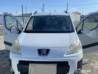 2011 Peugeot Partner II, белый, 725000 рублей, вид 2