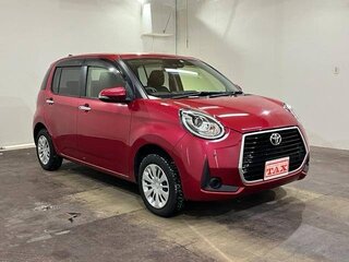 2019 Toyota Passo III, красный, 730000 рублей, вид 2