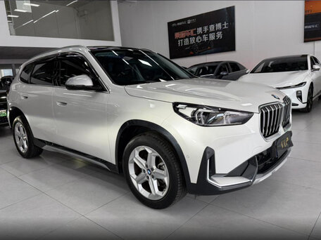 2023 BMW X1 Long 20Li sDrive III (U11/U12), чёрный, 2820000 рублей, вид 2