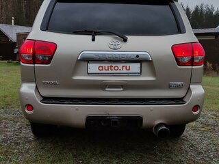 2008 Toyota Sequoia II, золотистый, 2220000 рублей, вид 3