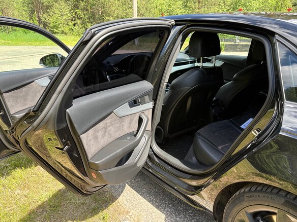2019 Audi A4 V (B9), чёрный - вид 16