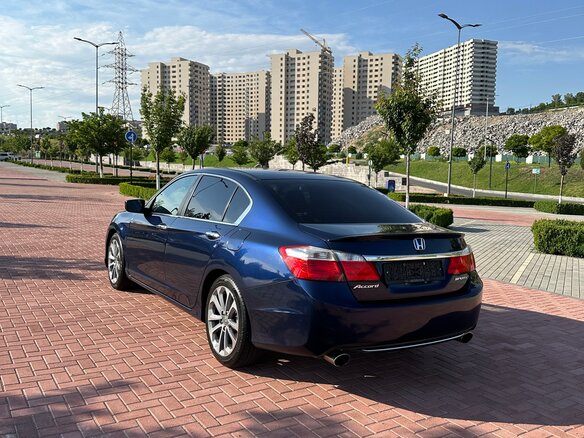 2014 Honda Accord IX, синий, 1750000 рублей - вид 4