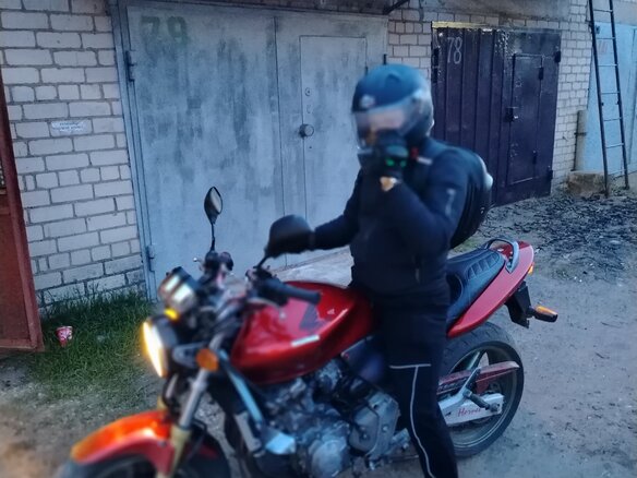 1999 Honda CB 650F, пурпурный, 350000 рублей - вид 3