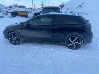 2009 Opel Astra GTC H Рестайлинг, чёрный, 600000 рублей, вид 3