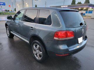 2004 Volkswagen Touareg I, серый, 1050000 рублей, вид 4