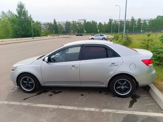 2009 Kia Cerato 5-speed II, серебристый, 500000 рублей, вид 2