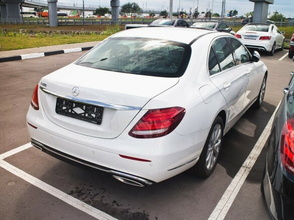 2016 Mercedes-Benz E-Класс 200 V (W213, S213, C238), белый, 3300000 рублей - вид 4