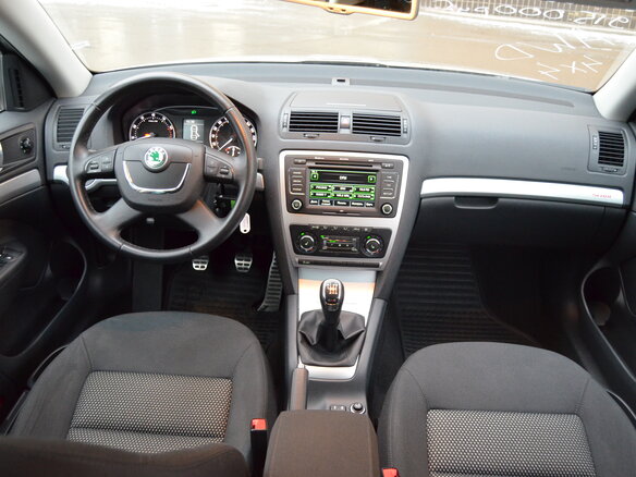2012 Skoda Octavia Scout II (A5) Рестайлинг, коричневый - вид 6