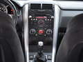 2011 Suzuki Grand Vitara II Рестайлинг, белый - вид 5