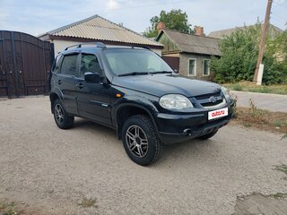 2009 Chevrolet Niva I Рестайлинг, чёрный, 650000 рублей, вид 1