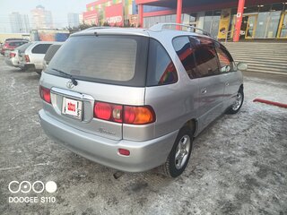 2000 Toyota Ipsum I (M10), серый, 700000 рублей, вид 4