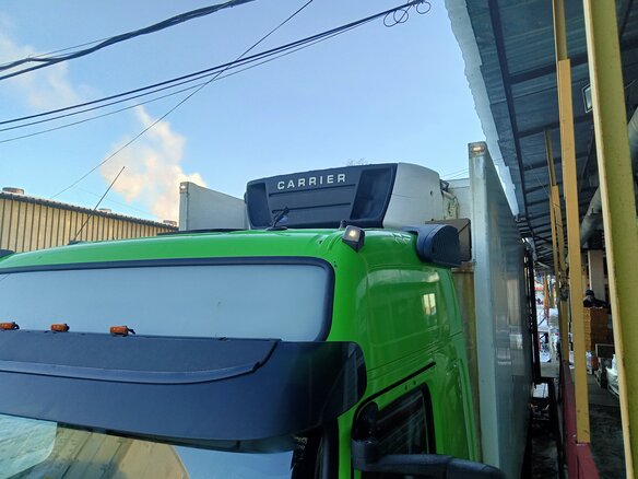 2009 Volvo FM, зелёный, 5100000 рублей - вид 10