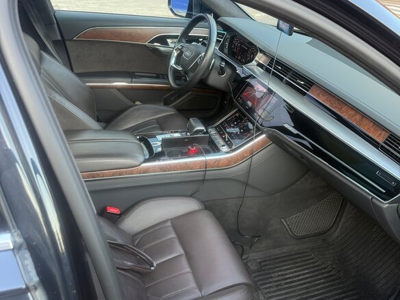 2019 Audi A8 Long 55 TFSI IV (D5), синий, 5250000 рублей - вид 15