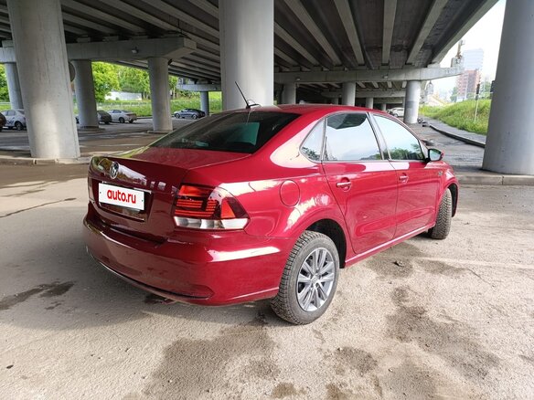 2019 Volkswagen Polo V Рестайлинг, пурпурный, 1365000 рублей - вид 1