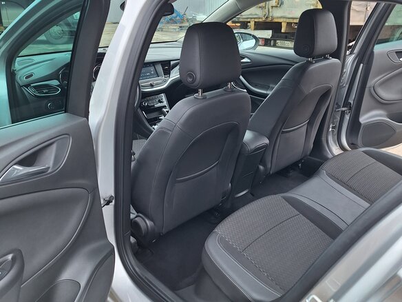 2019 Opel Astra K, серебристый, 1700000 рублей - вид 18