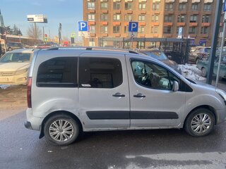 2012 Citroen Berlingo II Рестайлинг, серебристый, 550000 рублей, вид 2