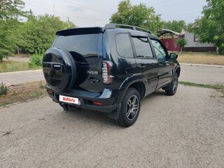 2009 Chevrolet Niva I Рестайлинг, чёрный, 650000 рублей, вид 2