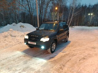 2013 Chevrolet Niva I Рестайлинг, чёрный, 600000 рублей, вид 1