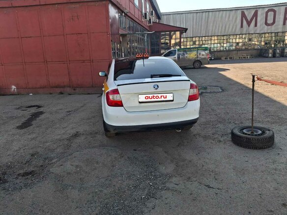 2016 Skoda Rapid I, белый, 550000 рублей - вид 8