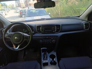 2018 Kia Sportage IV, белый, 2000000 рублей, вид 3