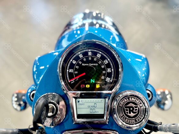 2026 Royal Enfield Classic 350, голубой, 497000 рублей - вид 10