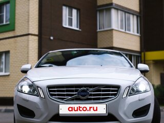 2013 Volvo S60 II Рестайлинг, белый, 1300000 рублей, вид 3