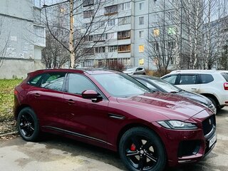 2017 Jaguar F-Pace I, красный, 2270000 рублей, вид 2