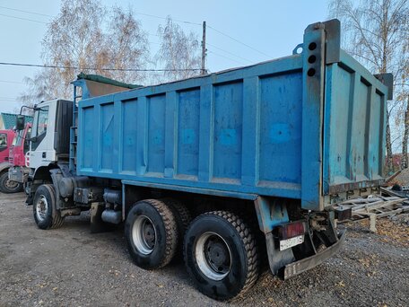 2007 Iveco EuroTrakker, белый, 2000000 рублей, вид 2