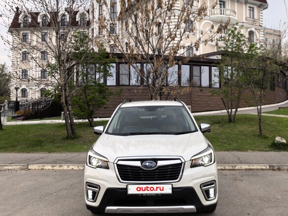 2018 Subaru Forester V, белый, 2550000 рублей