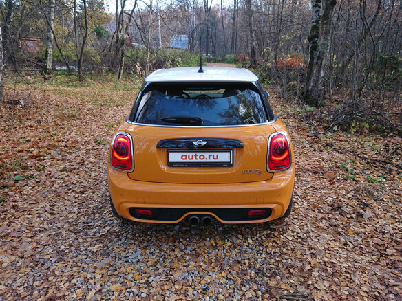 2015 Mini Hatch Cooper S III (F55/F56), оранжевый - вид 5