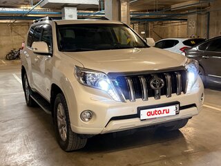 2014 Toyota Land Cruiser Prado 150 Series Рестайлинг 1, белый, 3800000 рублей, вид 1