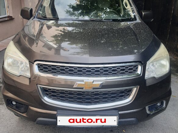 2013 Chevrolet TrailBlazer II, коричневый, 1450000 рублей