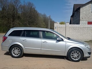 2008 Opel Astra H Рестайлинг, серебристый, 800000 рублей, вид 2