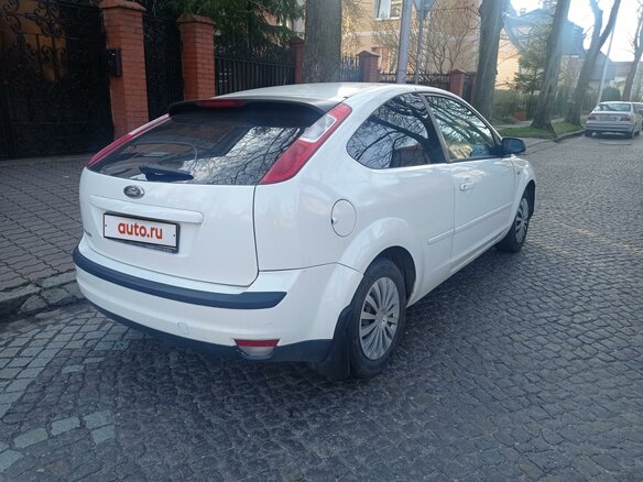 2006 Ford Focus II, белый, 300000 рублей - вид 3