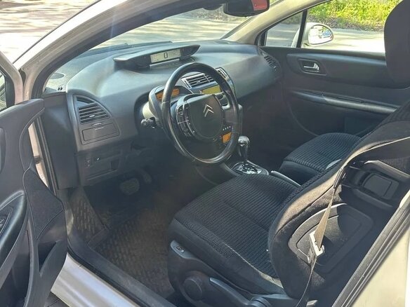 2006 Citroen C4 I, белый, 300000 рублей - вид 5