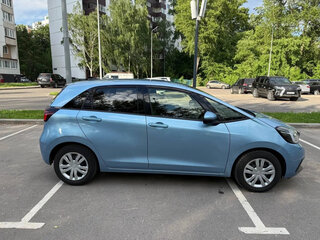 2022 Honda Fit IV, голубой, 1075000 рублей, вид 4