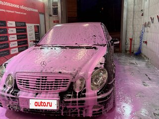 2004 Mercedes-Benz E-Класс 220 III (W211, S211), чёрный, 850000 рублей, вид 2