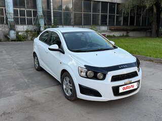 2013 Chevrolet Aveo II, белый, 860000 рублей, вид 3