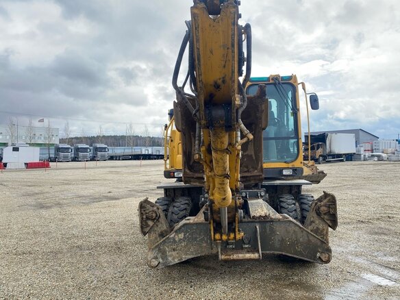 2023 LGCE E7150F, жёлтый, 7024000 рублей - вид 1