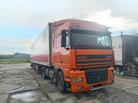 1999 DAF 95XF, оранжевый, 2500000 рублей, вид 2