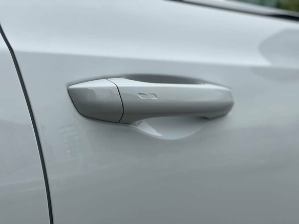 2026 Geely Okavango I Рестайлинг, белый, 4010990 рублей - вид 30