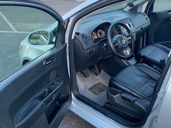2011 Volkswagen Golf Plus II, серебристый, 300000 рублей - вид 10