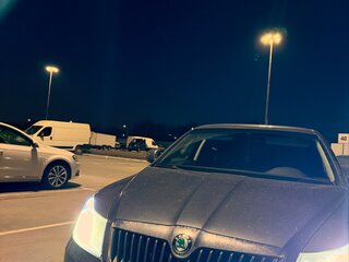 2012 Skoda Octavia II (A5) Рестайлинг, серый, 1120000 рублей, вид 4