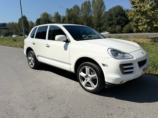 2008 Porsche Cayenne I Рестайлинг (957), белый, 990000 рублей, вид 2