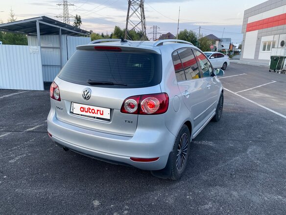 2011 Volkswagen Golf Plus II, серебристый, 300000 рублей - вид 4
