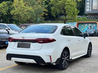 2022 Toyota Levin XII (E210) Рестайлинг, белый, 1354000 рублей, вид 4