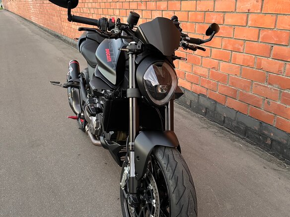 2021 Ducati Monster 937, чёрный - вид 6
