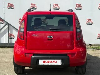 2011 Kia Soul I, красный, 840000 рублей, вид 4