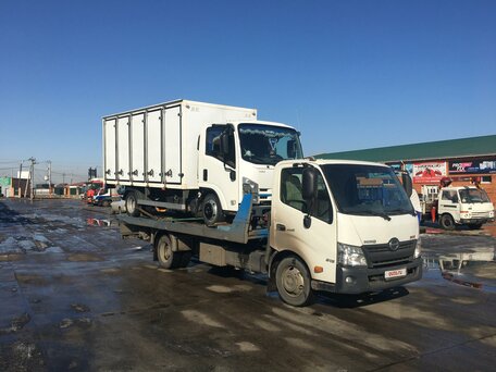 2015 Hino Series 300 (Dutro), белый, 5000000 рублей, вид 5