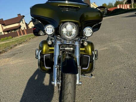 2017 Harley-Davidson CVO, зелёный, 1688066 рублей, вид 3